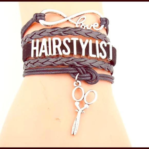 Jewelry - 🔥🔥JUST IN🔥🔥 Hairstylist bracelet